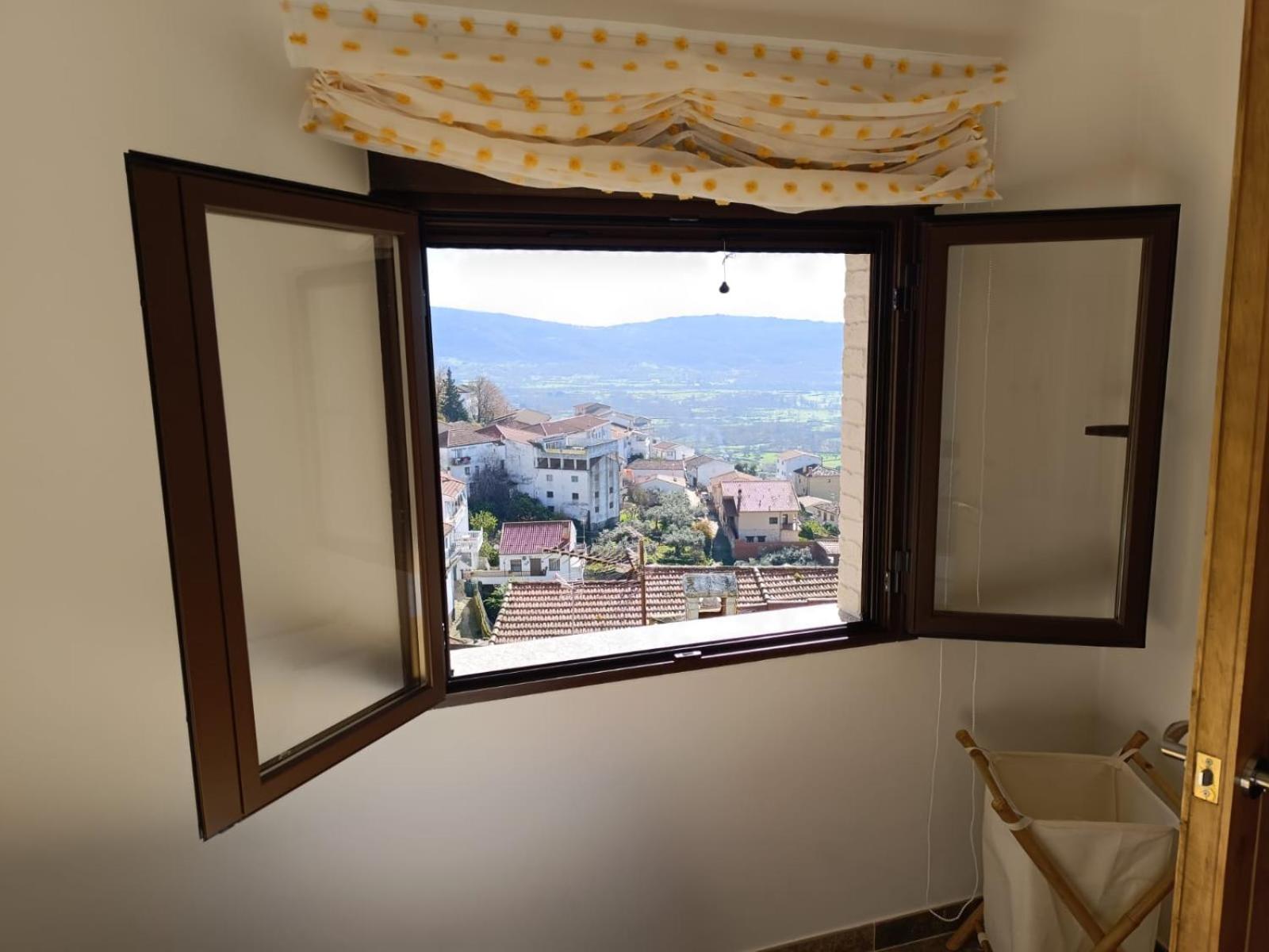 U Lagartu Διαμέρισμα Eljas Εξωτερικό φωτογραφία